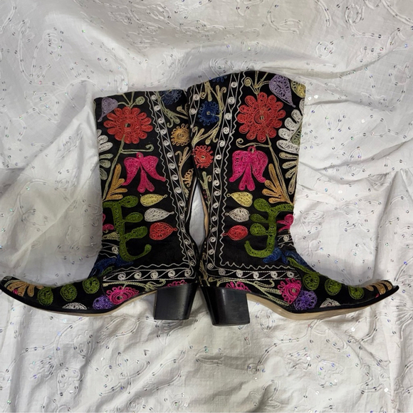 Zeyzani Suzani Embroidered Vibrant Boots Marked Size EU 42 -US 10-10.5) - Picture 4 of 9